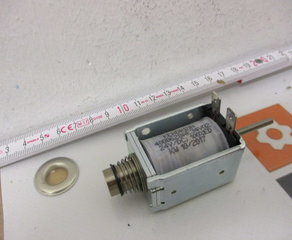 Магнит 24 VDC
GLEICHSTROM-EINFACHHUBMAGNET
TYP 40 006-28AE34,
24 V=, 100 % ED, HUB 10 MM, KENDRION